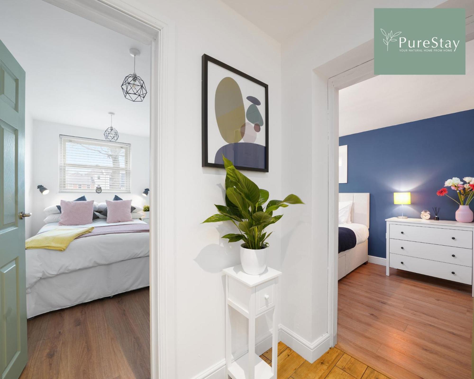 PureStay Luxury: Two-Bed Leamington Apartment Exterior photo